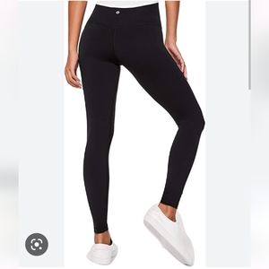 Align full length black Lululemon leggings